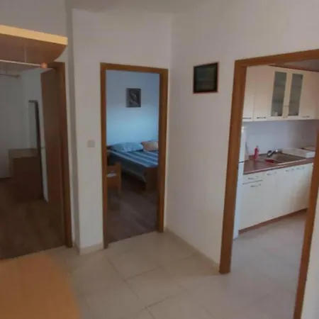 Apartman Lana 公寓 萨利